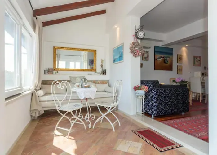 Luxury Sea View Apartments