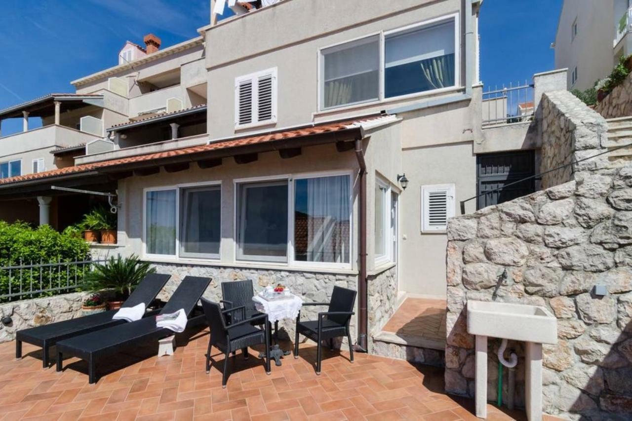 Luxury Sea View Apartmán *